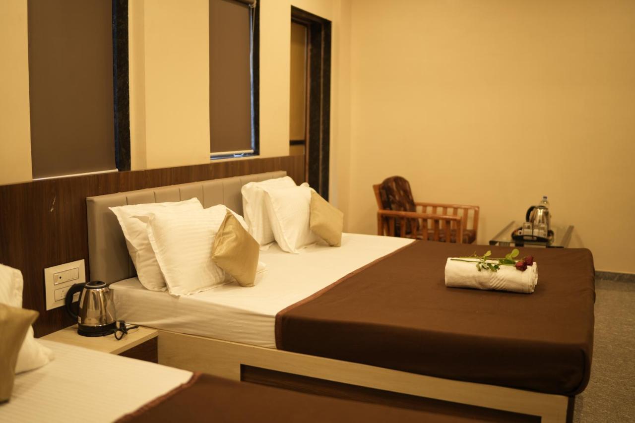 Hotel Sitara Inn Ratnāgiri Dış mekan fotoğraf